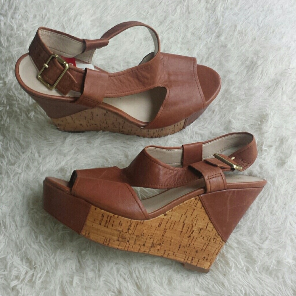 New Franco Sarto brown shoes wedges size 9